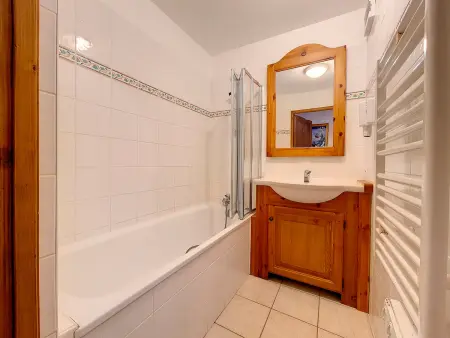 Appartement spacieux - Départ ski aux pieds - Terrasse - Parking - Photo 3
