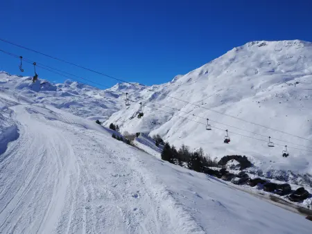 Appartement spacieux - Départ ski aux pieds - Terrasse - Parking - Photo 16