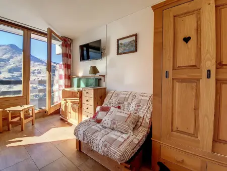 Studio lumineux aux Menuires, ski aux pieds, balcon - Photo 3