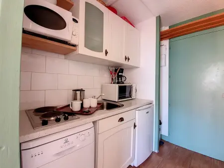 Studio lumineux aux Menuires, ski aux pieds, balcon - Photo 8