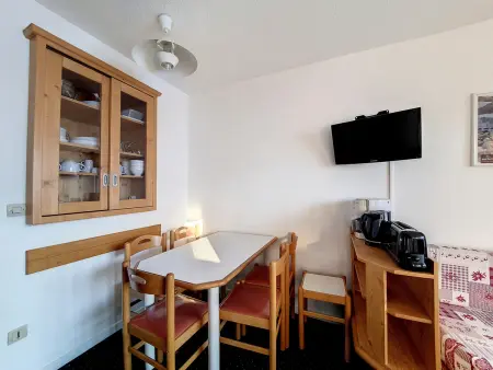Studio fonctionnel proche pistes avec balcon, Appartement 4 personnes à Les Menuires - Photo 6