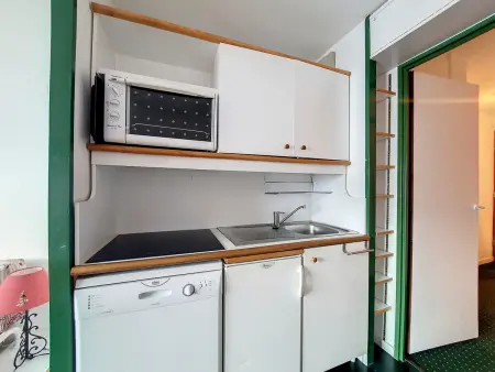 Studio fonctionnel proche pistes avec balcon, Appartement 4 personnes à Les Menuires - Photo 7