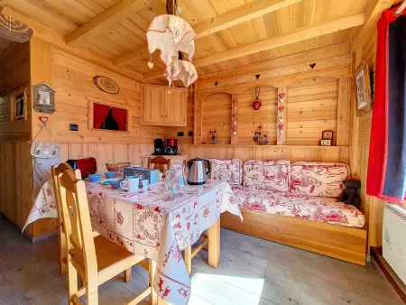 Charmant 2 pièces avec balcon Ouest, proche des pistes - Photo 2