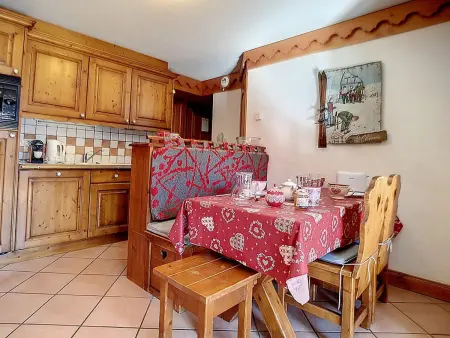 Appartement lumineux 3 pièces avec balcon, proche des pistes - Photo 3