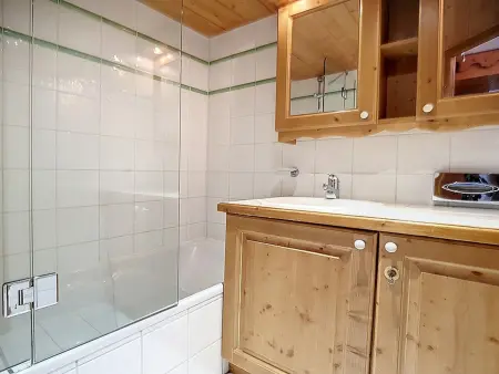 Appartement lumineux 3 pièces avec balcon, proche des pistes - Photo 12