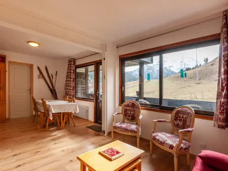 Appartement skis aux pieds avec double balcon près de Méribel - Photo 3