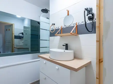 Appartement skis aux pieds avec double balcon près de Méribel - Photo 15