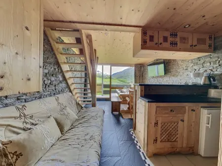 Duplex rénové aux Menuires, ski aux pieds, balcon - Photo 2