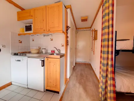 Studio fonctionnel aux pieds des pistes avec balcon - Photo 1