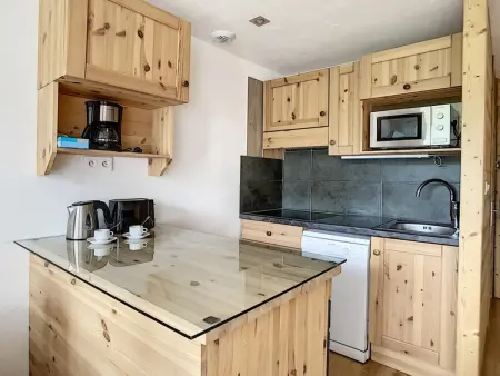 Duplex moderne, skis aux pieds, balcon sud, Appartement 5 personnes à Les Menuires - Photo 5