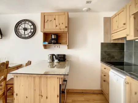 Duplex moderne, skis aux pieds, balcon sud, Appartement 5 personnes à Les Menuires - Photo 6