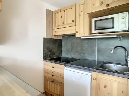 Duplex moderne, skis aux pieds, balcon sud, Appartement 5 personnes à Les Menuires - Photo 7
