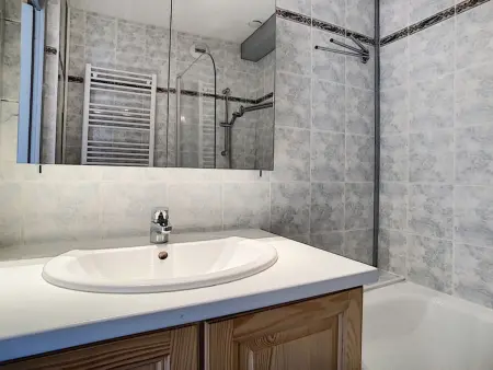 Duplex moderne, skis aux pieds, balcon sud, Appartement 5 personnes à Les Menuires - Photo 12