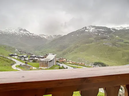 Appartement moderne et lumineux proche pistes avec balcon - Photo 11