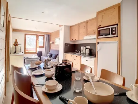 Appartement rénové pour 8 pers, au pied des pistes avec parking - Photo 4