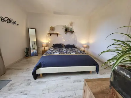 Gîte rustique avec piscine partagée et animaux admis, 15 pers - Photo 2