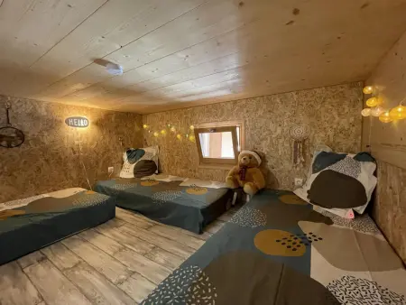 Gîte rustique avec piscine partagée et animaux admis, 15 pers - Photo 14