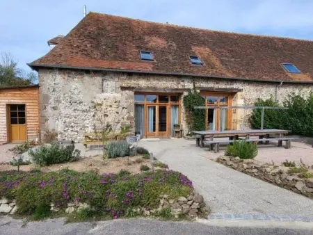 Gîte rustique avec piscine partagée et animaux admis, 15 pers - Photo 23