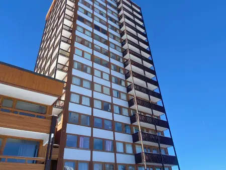 Appartement rénové 64m², 6 pers, balcon, accès Wi-Fi, pistes - Photo 17