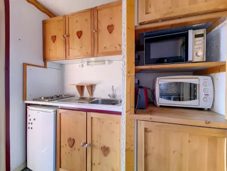 Studio lumineux au pied des pistes avec balcon, Appartement 2 personnes à Les Menuires - Photo 2