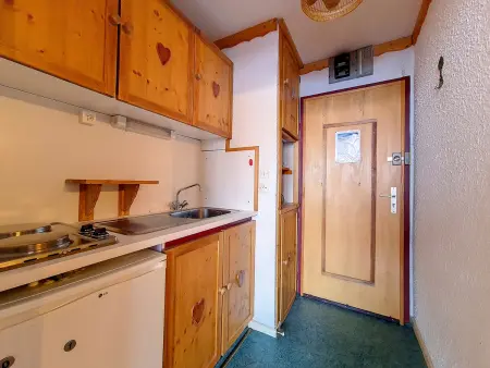 Studio lumineux au pied des pistes avec balcon, Appartement 2 personnes à Les Menuires - Photo 10