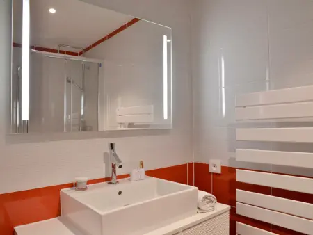 Appartement Rénové avec Balcon, Proche Pistes et Commodités, 11 Pers., La Plagne - Photo 2