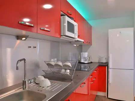Appartement Rénové avec Balcon, Proche Pistes et Commodités, 11 Pers., La Plagne - Photo 4