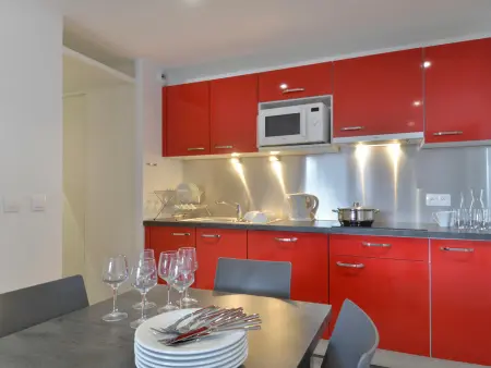 Appartement rénové, centre station, balcon, animaux admis - Photo 9