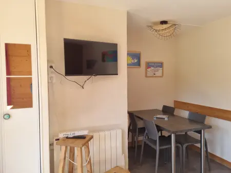 Appartement rénové 5 pers, balcon, animaux admis - Photo 5