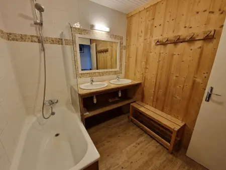 Appartement spacieux 3 pièces, 8 pers, proche pistes - Photo 5