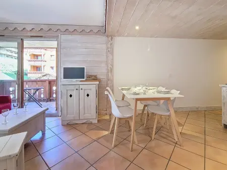 Appartement 2 pièces rénové · Proche des pistes · 4 pers · Balcon - Photo 8