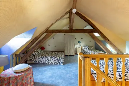 LA MAISON AUX VOLETS ROUGES, Maison près du Parc du Morvan avec piscine - Photo 14