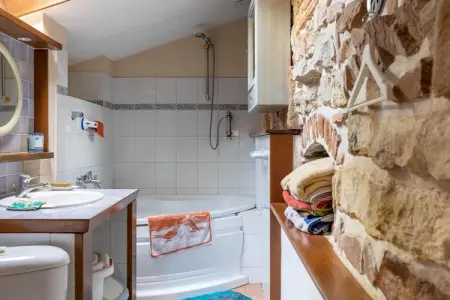 LA MAISON AUX VOLETS ROUGES, Maison près du Parc du Morvan avec piscine - Photo 21