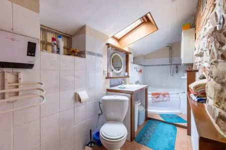 LA MAISON AUX VOLETS ROUGES, Maison près du Parc du Morvan avec piscine - Photo 22