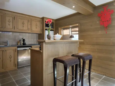Appartement cosy - 6 pers, 83m² - Courchevel 1650 - Centre station, Terrasse, Proche pistes, WiFi - Photo 2