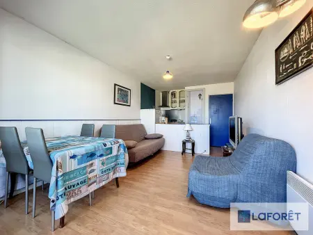Studio face au port de plaisance avec parking, Appartement 4 personnes à Courseulles sur Mer - Photo 3