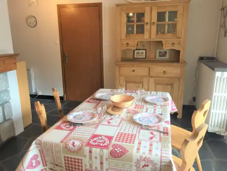Appartement T2 pour 4 avec balcon, Wi-Fi gratuit, proche des pistes et équipements complets - Photo 2