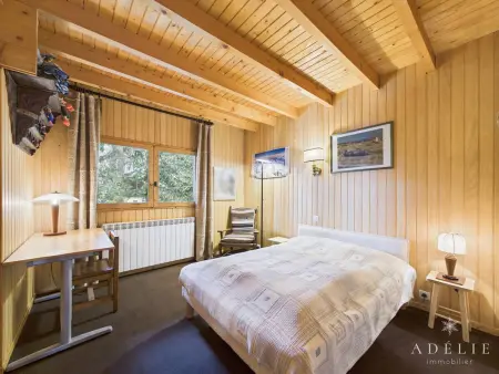 Chalet Savoyard pour 18 pers, proche pistes et commerces, cheminée, balcon, navette gratuite - Photo 13