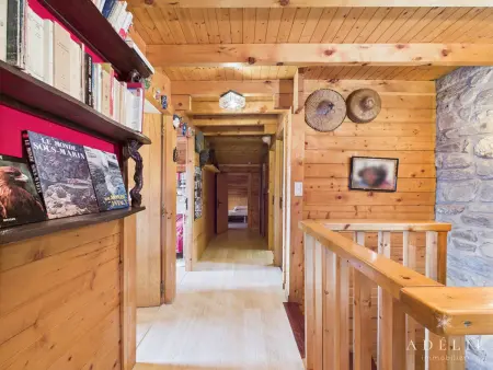 Chalet Savoyard pour 18 pers, proche pistes et commerces, cheminée, balcon, navette gratuite - Photo 16