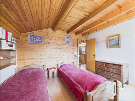 Chalet Savoyard pour 18 pers, proche pistes et commerces, cheminée, balcon, navette gratuite - Photo 19