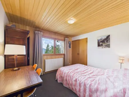 Chalet Savoyard pour 18 pers, proche pistes et commerces, cheminée, balcon, navette gratuite - Photo 25