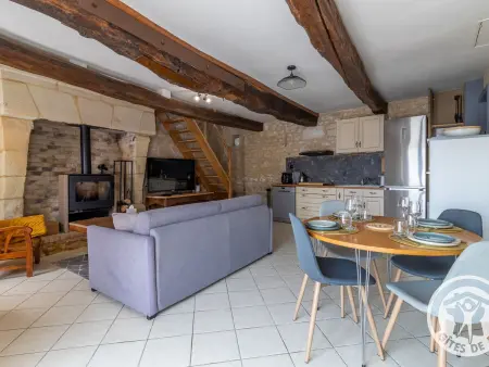 Gîte charmant en tuffeau près de Saumur avec terrasse, poêle à bois et grandes commodités - Photo 5