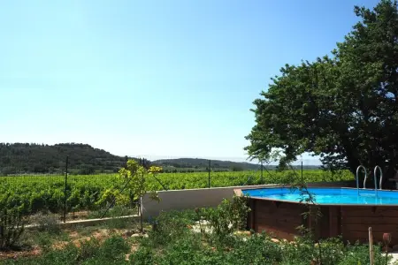 Ferienhaus in Domazan, Maison près du Pont du Gard & Vignobles - Photo 1