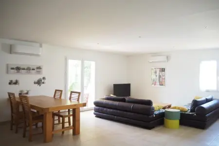 Ferienhaus in Domazan, Maison près du Pont du Gard & Vignobles - Photo 3