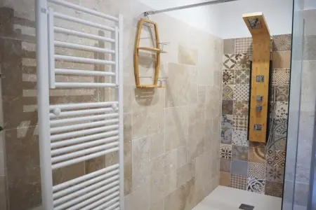 Ferienhaus in Domazan, Maison près du Pont du Gard & Vignobles - Photo 17