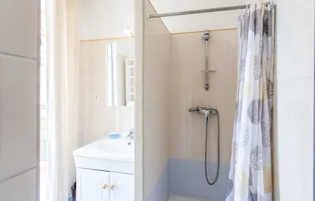 Maison 12 personnes à Saint Laurent du Var - Photo 35