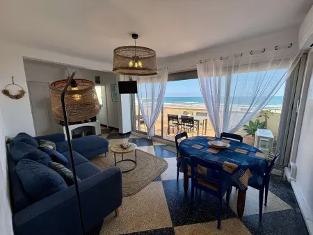 Appartement 2 pièces avec terrasse et vue mer à 50m de la plage - Photo 3