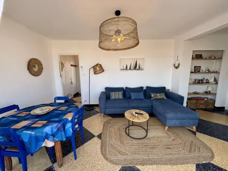 Appartement 2 pièces avec terrasse et vue mer à 50m de la plage - Photo 4