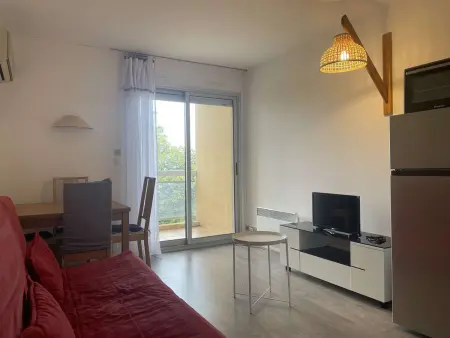 Juan les Pins: Appartement 2 pièces avec piscine proche plage - Photo 2