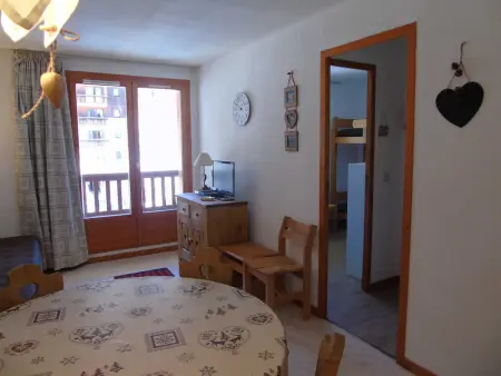 2 Pièces pour 4 pers. à Valfréjus près des pistes, balcon, parking gratuit - Photo 2